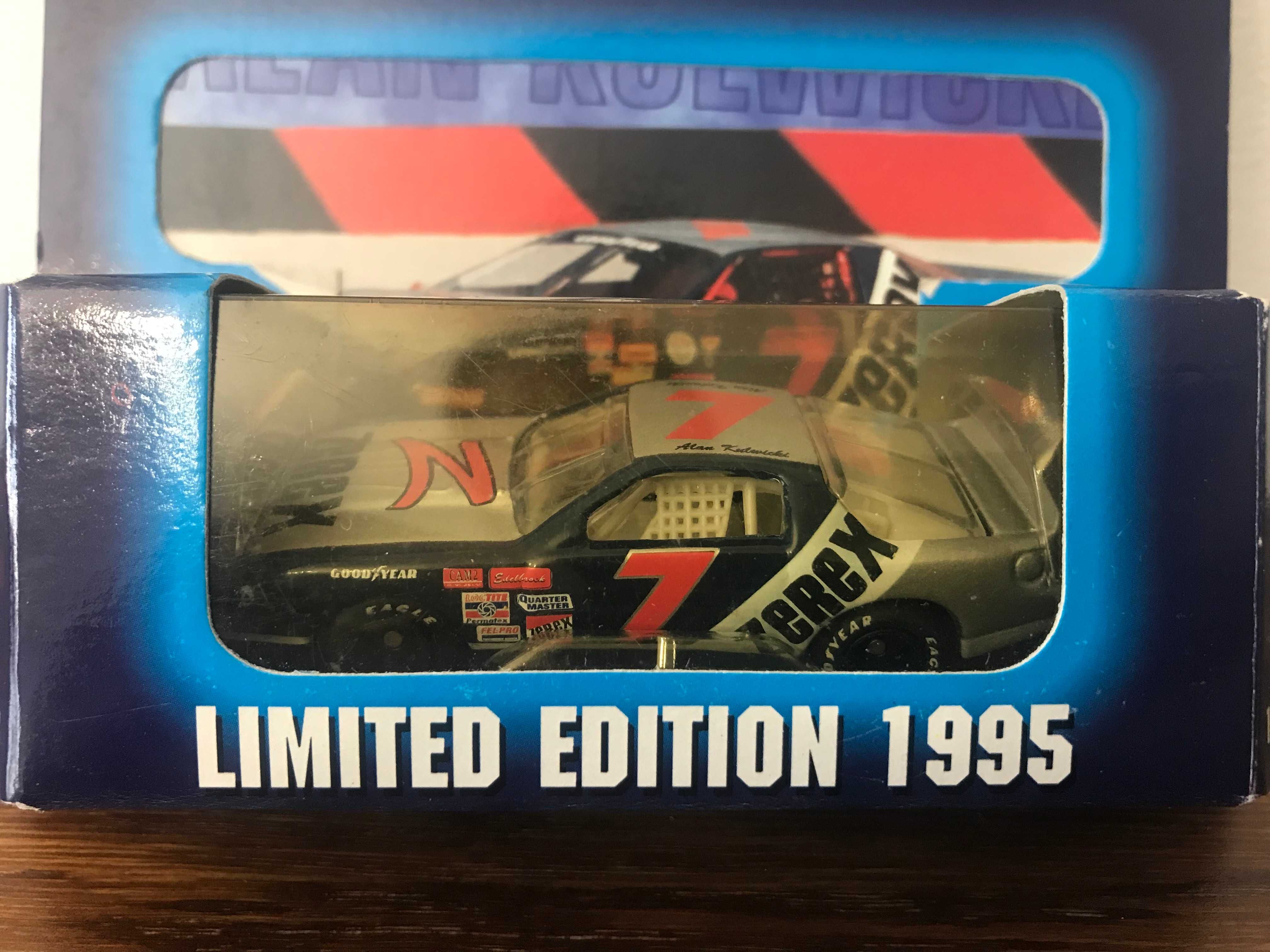 Alan Kulwicki #7 Zerex 1988 Ford Thunderbird Action Nascar