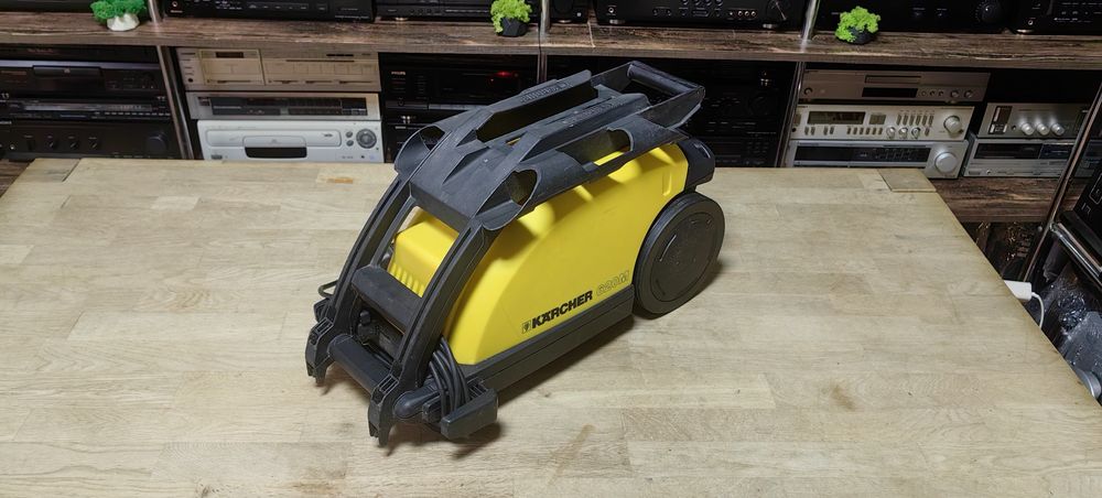 Мийка високого тиску Karcher 620m