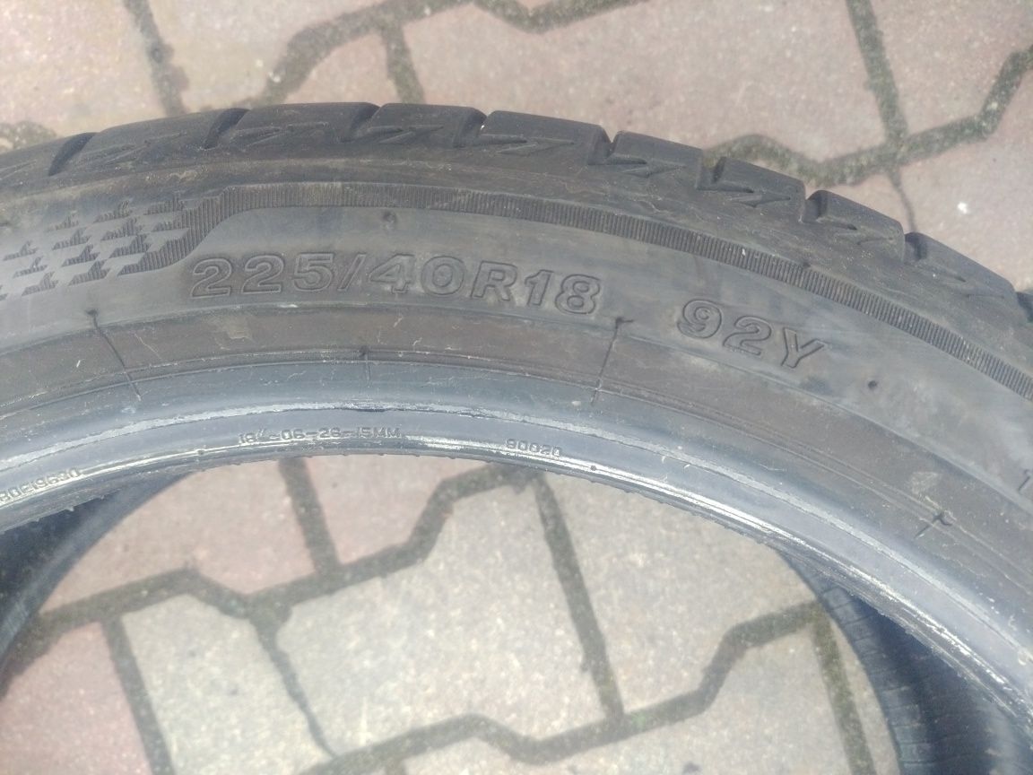 Opony 225/40/18 Bridgestone 2022rok