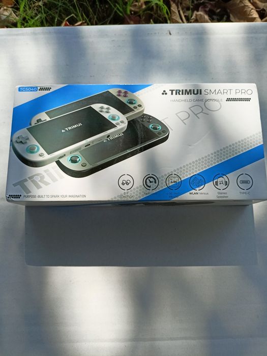 Портативная игровая консоль Trimui Smart pro