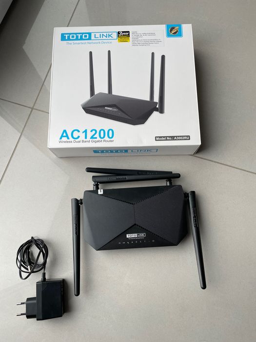 TotoLink AC1200 router