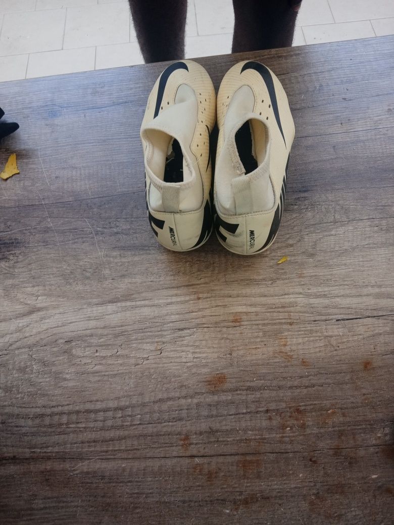 Nike Mercurial a venda