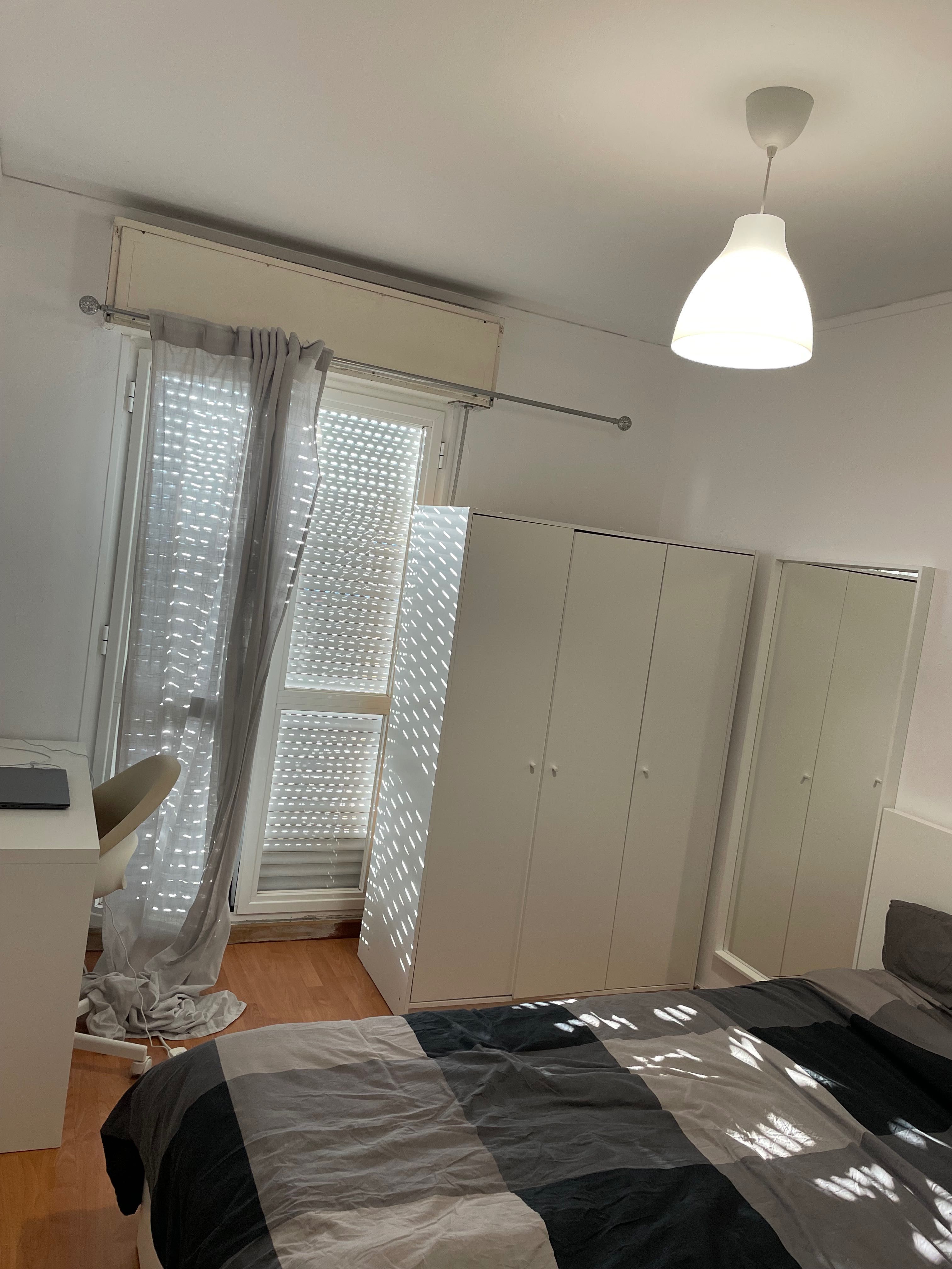Quarto disponível para entrada imediata, apenas mulheres