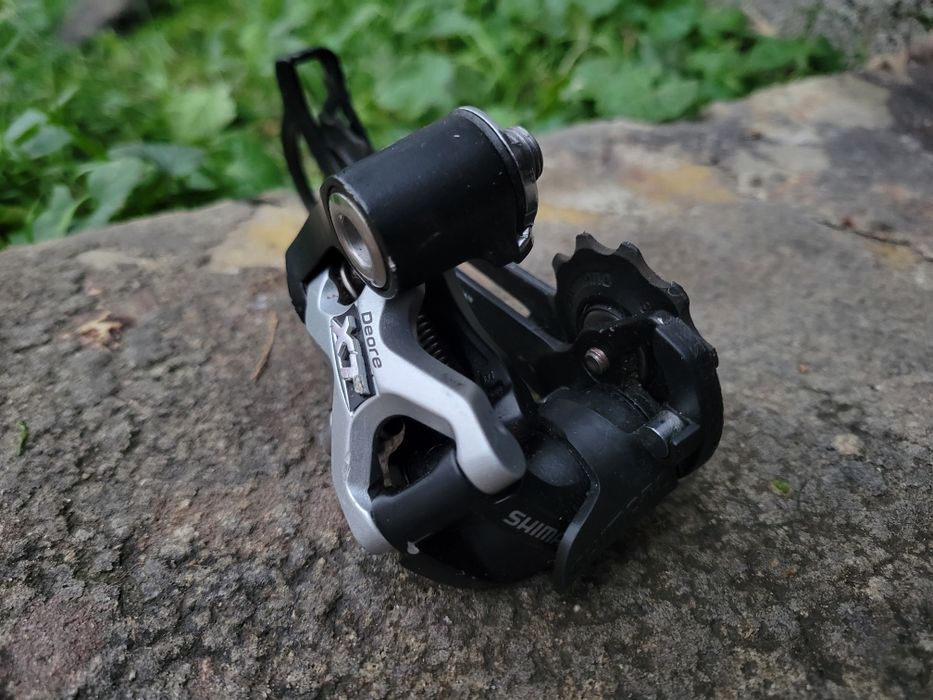 Задня перекидка Shimano Deore XT m771