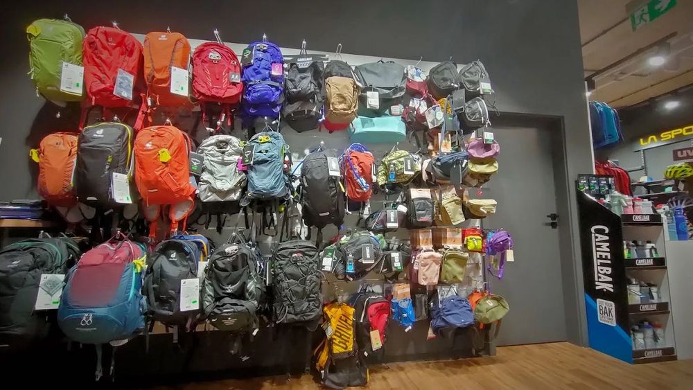 Odstąpię  lokal handlowy w Warszawie