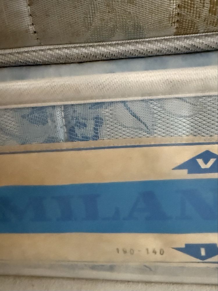 3 colchões de molas