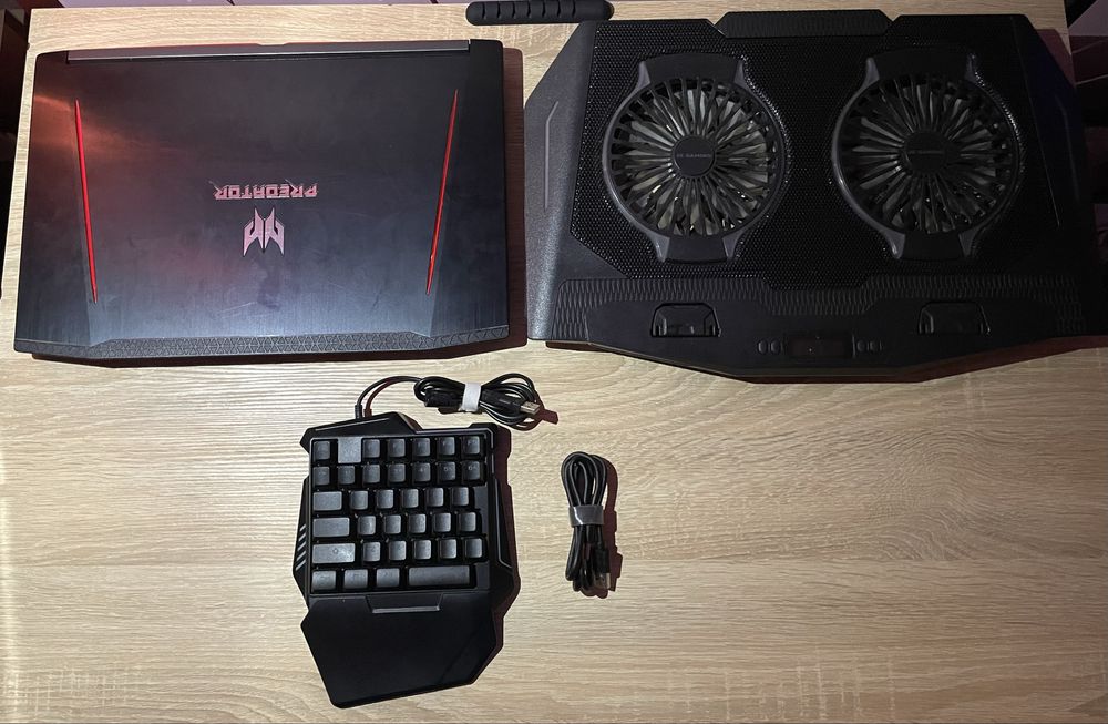 Acer Predator Helios 300 i7-8750H 16GB DDR4 SSD 256GB