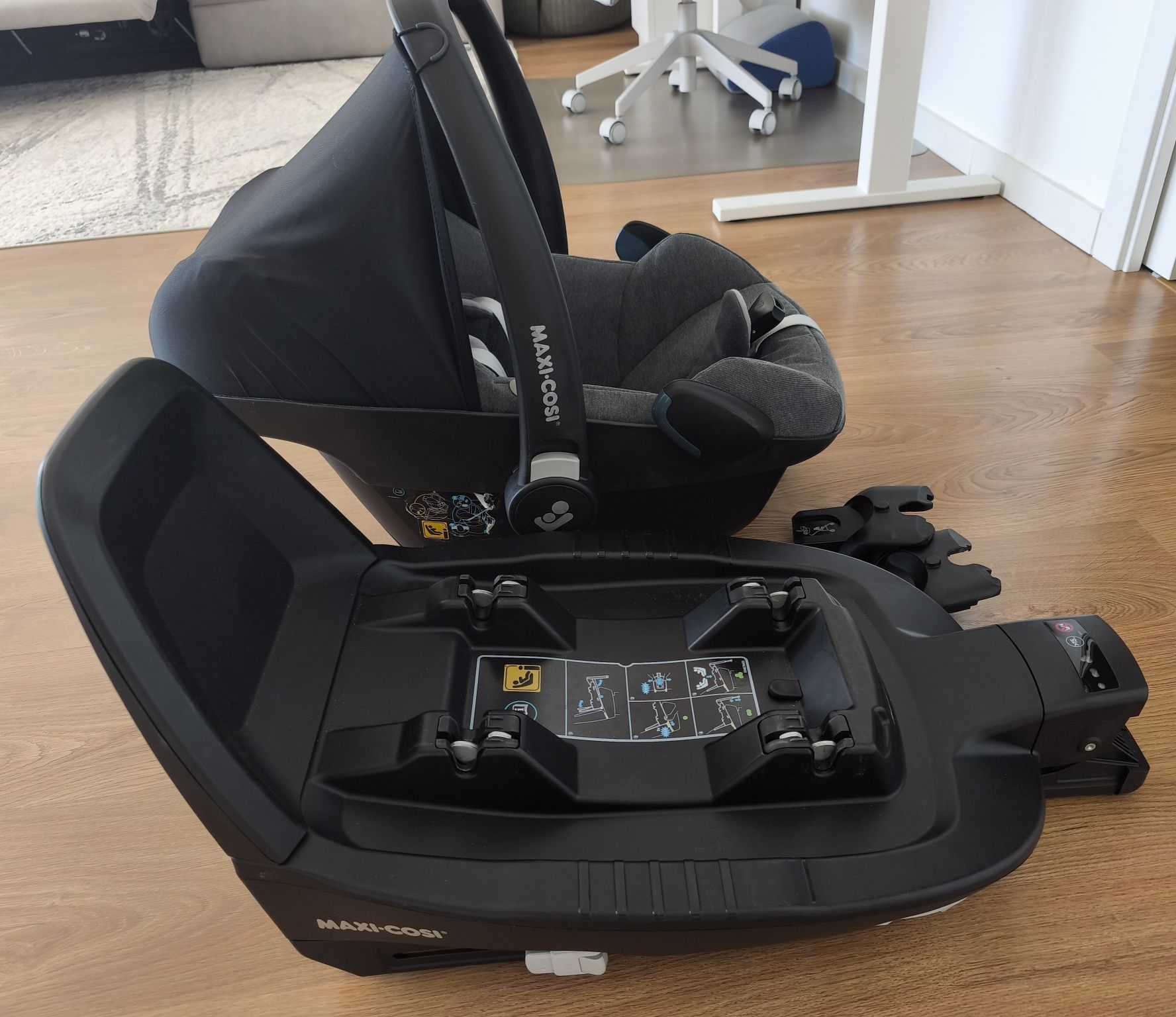 Ovo Maxi-Cosi Pebble Pro i-Size Grey Twillic + Base Isofix Familyfix3