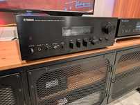 Yamaha A-S2100 wzmacniacz stereofoniczny czarny integra
