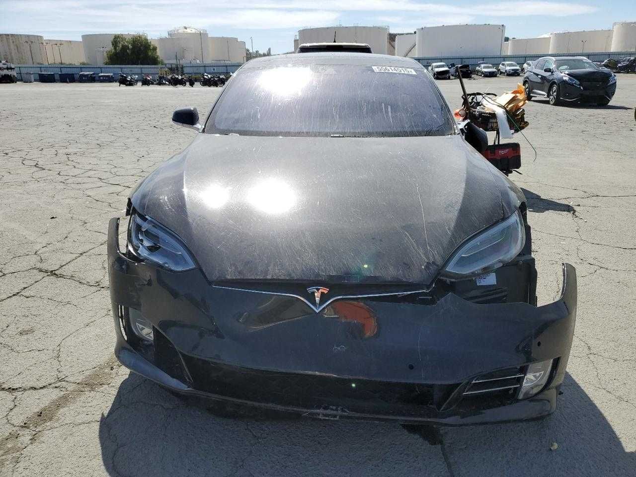 Tesla Model S 2016