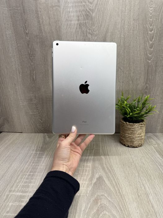 iPad 7 (2019), 32 GB, Wi-Fi