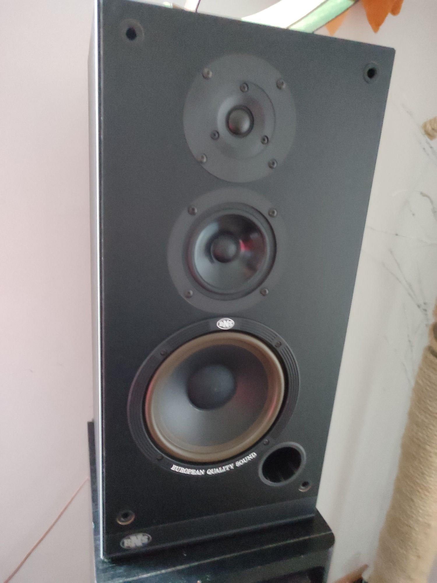 Kolumny podstawkowe BNS E-34 Vifa