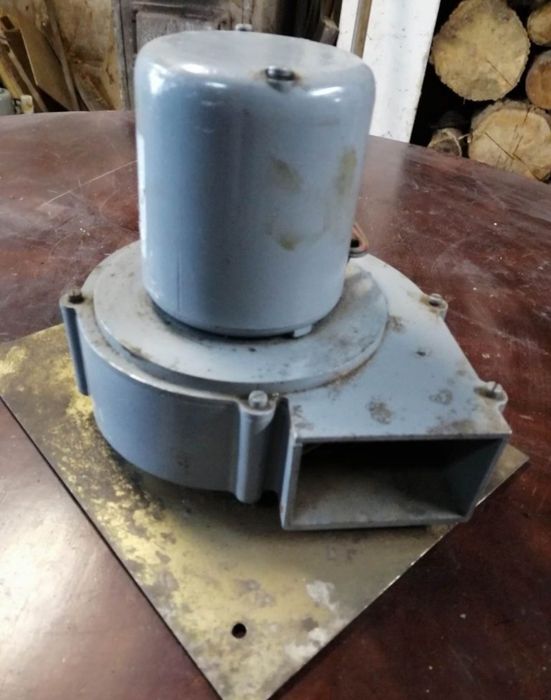 Silniki różne z wyciągiem