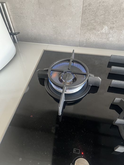 Fantástica placa Miele à gás 90 cm