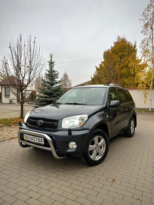 Продам Тойоту Рав 4 Офіційна Не фарбована