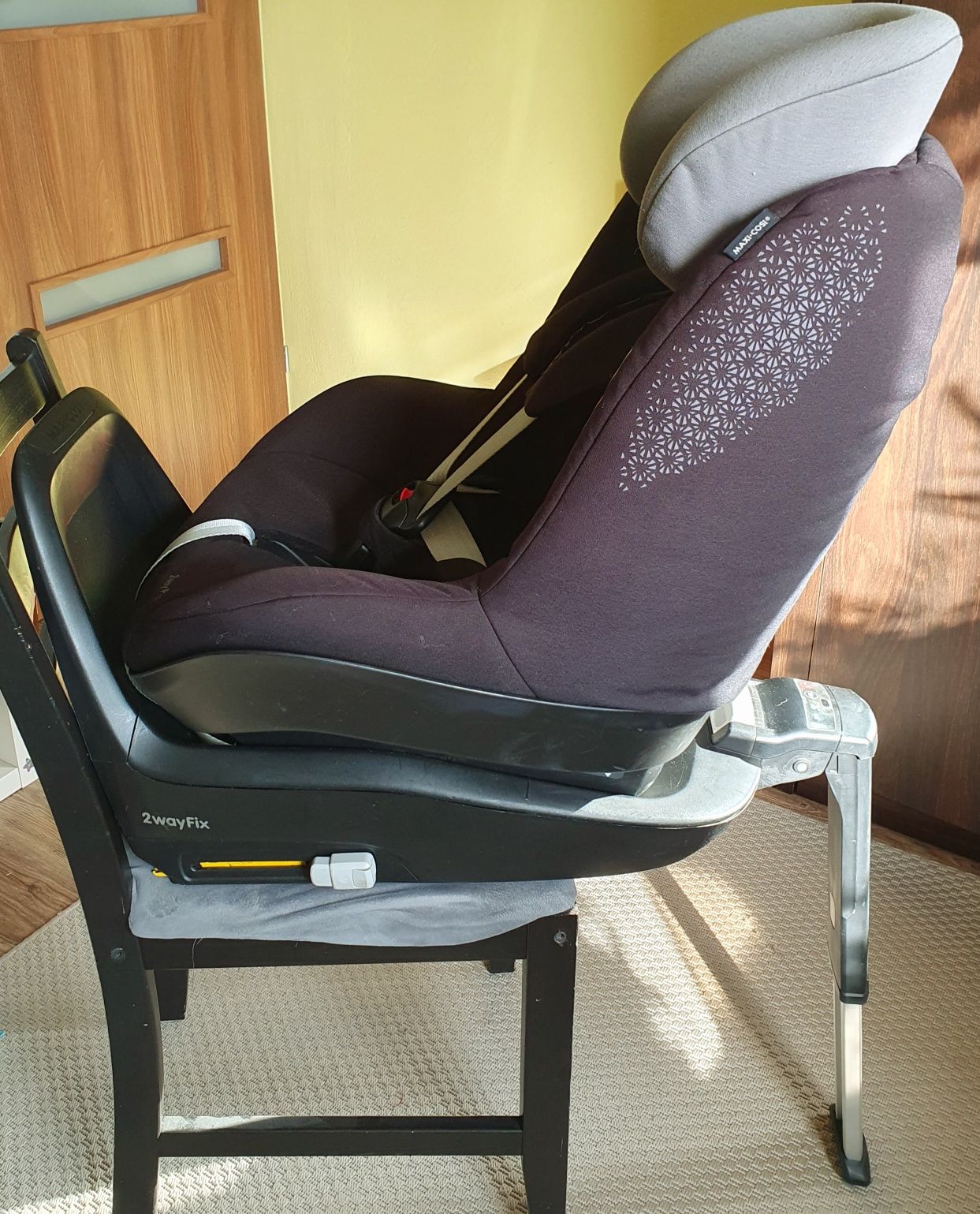 Zestaw Maxi Cosi 2wayFamily nosidełko fotelik baza