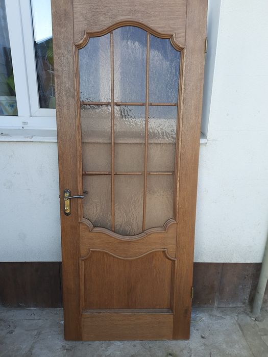 Двери меж комнатние