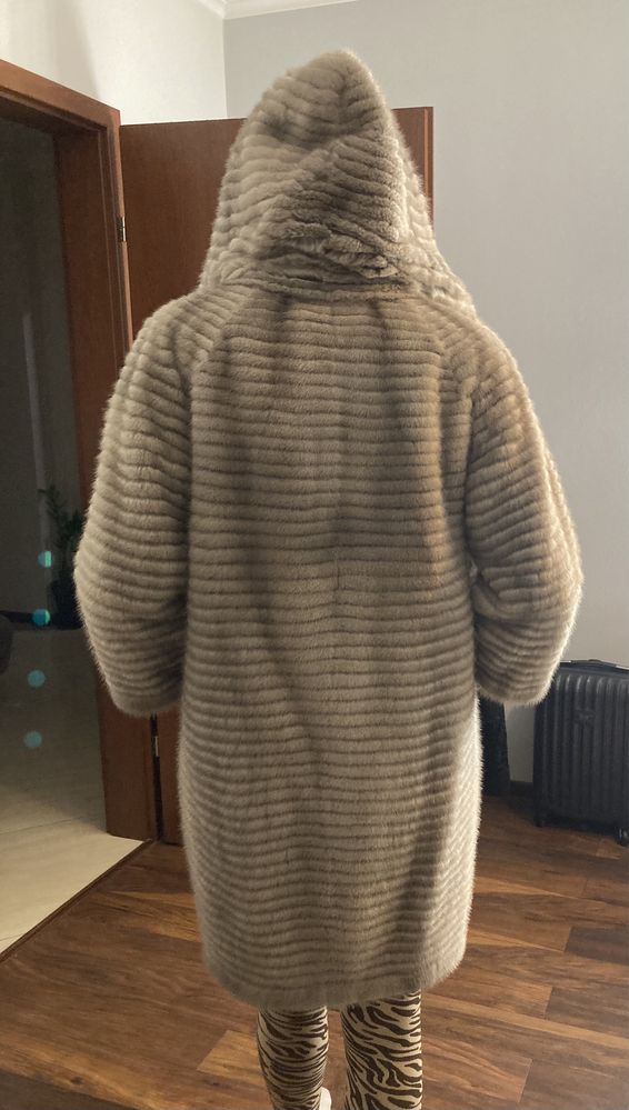 Futro Hera z norek. Nowe