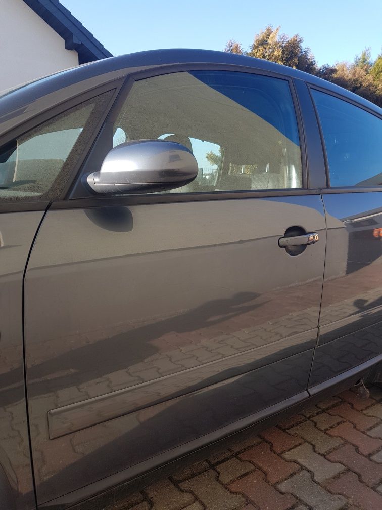 Audi A2 LX7Z Maska Drzwi Zderzak Błotnik Pas