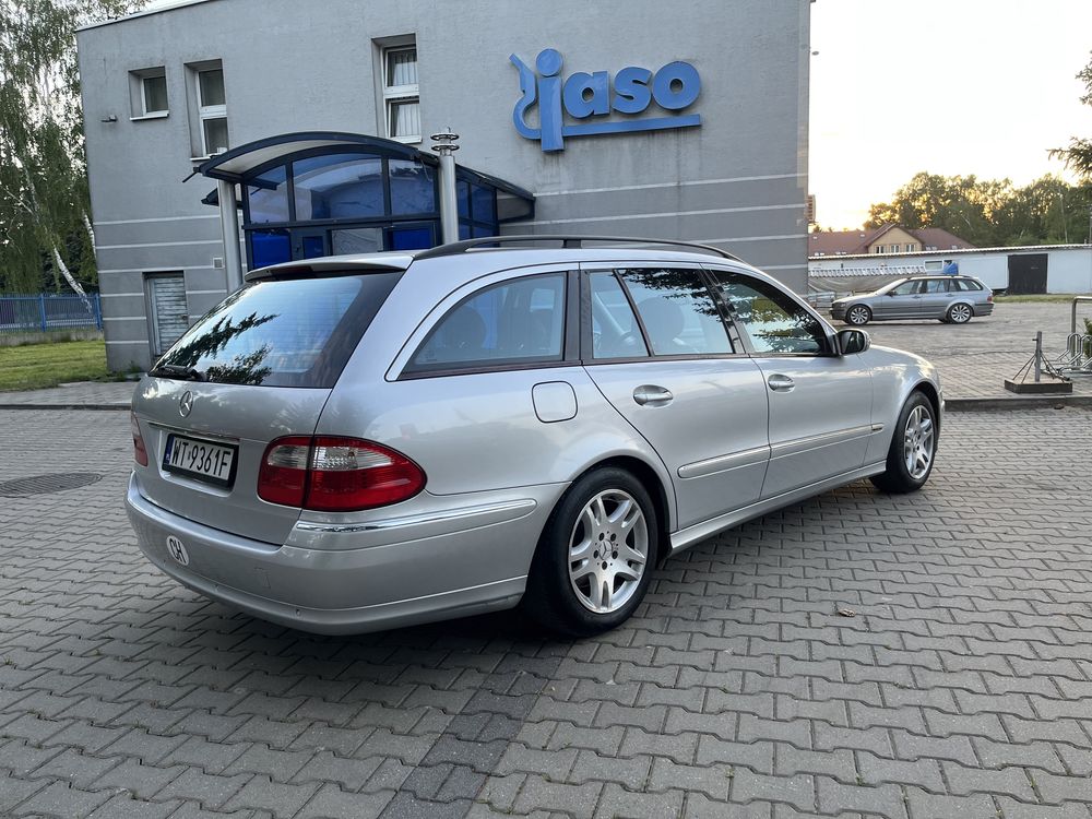 Mercedes-Benz E350 7-G Avangarde