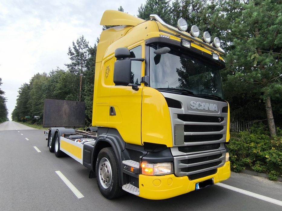 SCANIA 6x2 laweta pomoc drogowa najazd do zabudowy winda 3 osie BDF