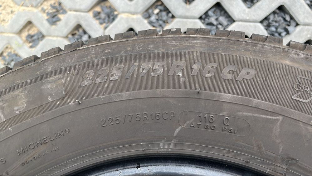 Michelin Agilis Camping 225/75/R16 CP