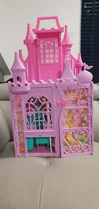 Palac zamek wakizka dla lalek Disney