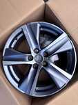 FELGA LEXUS OE 18 x 8J    5 x 114,3   ET 45   LEXUS GS 300H 2016