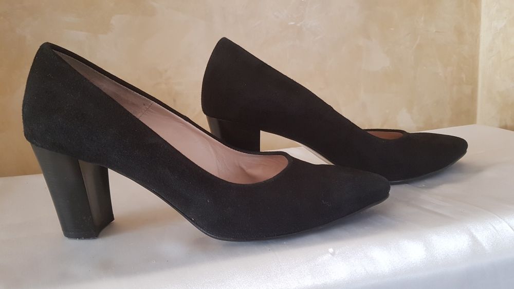 Замшевые туфли, большие