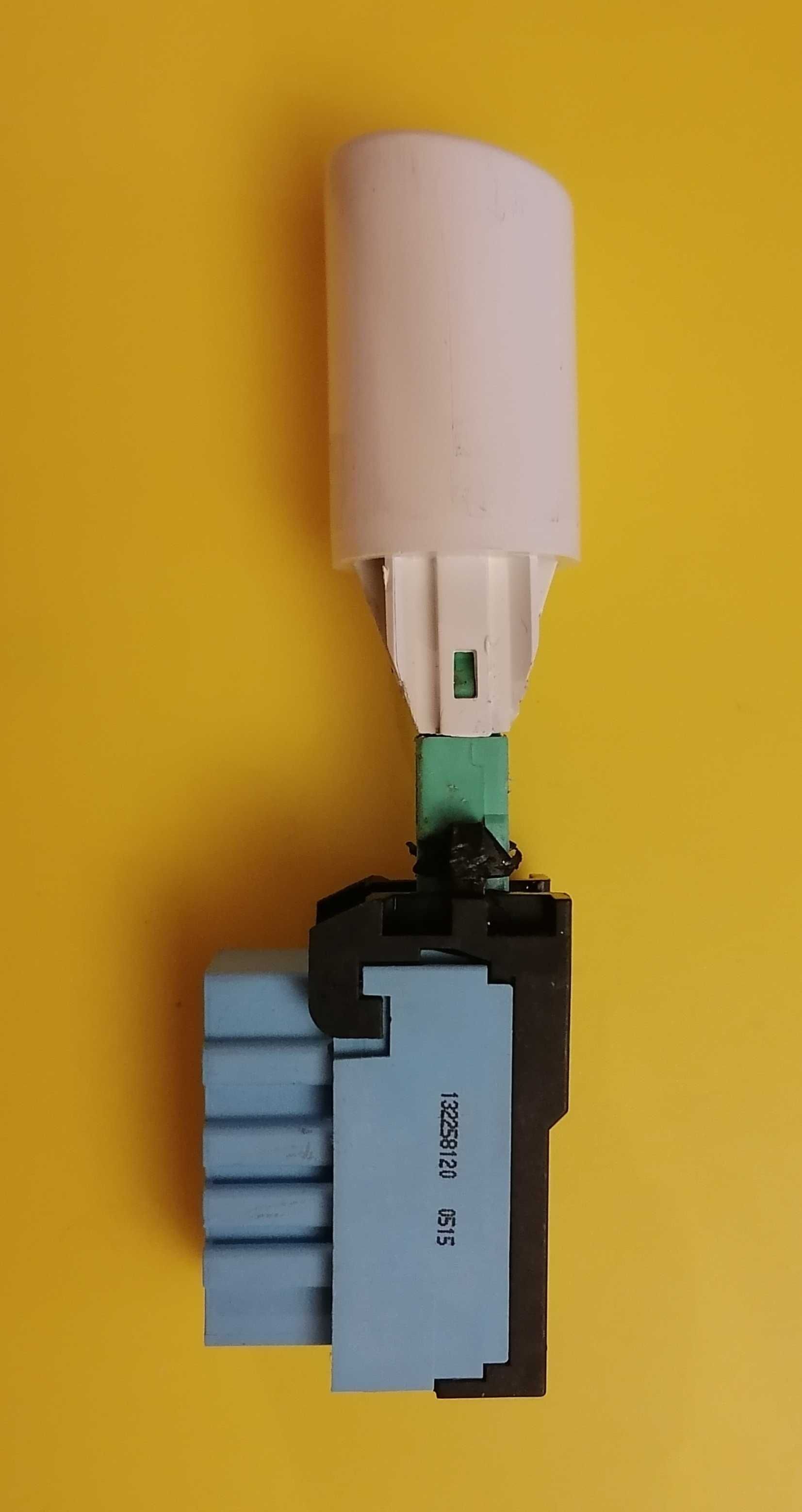 Кнопка вкл. (power). Electrolux ews 1046.