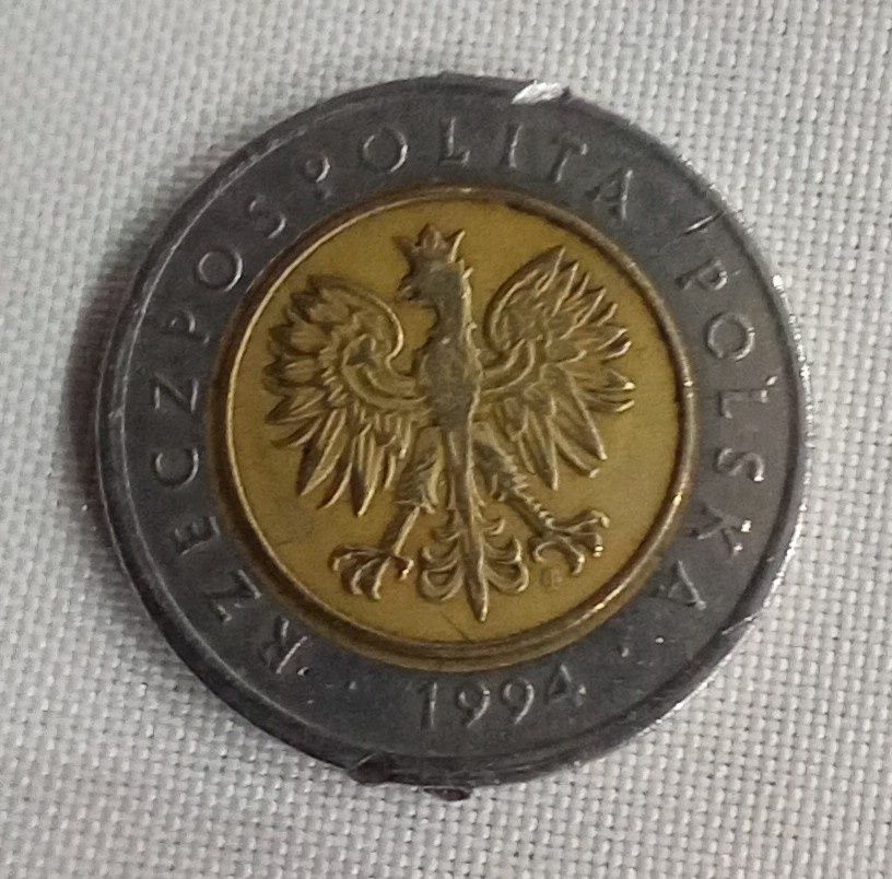 Moneta 5 złotych z wadą fabryczną