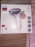 Depilator laserowy Philips 8000