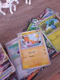 Karty pokemon kolekcja