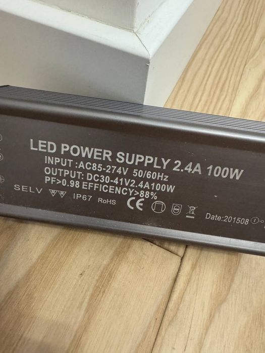 Блок живлення Led лампа 100W 220v