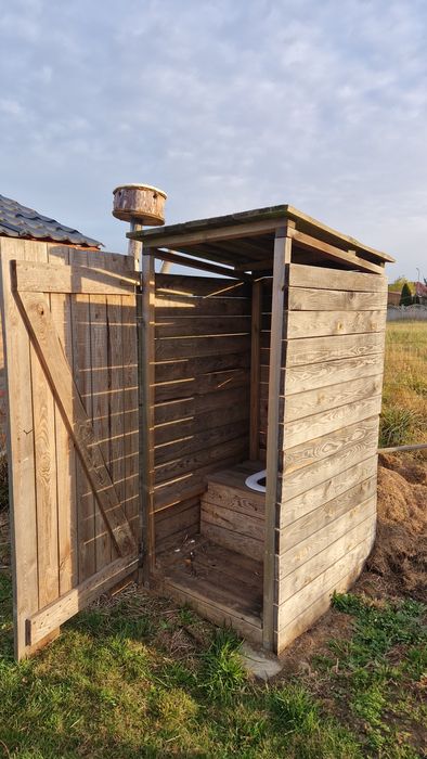 WC, toaleta na budowę, wychodek