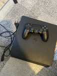 Konsola PlayStation4 Slim + PAD | PS4