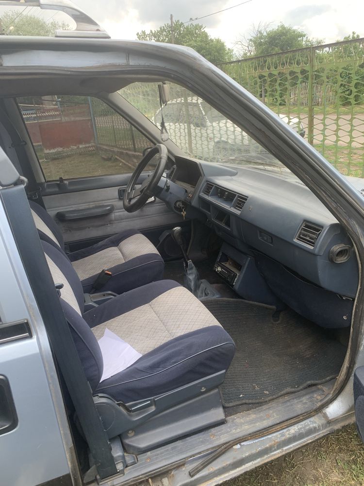 Продам Nissan Prairie 1988  повний привід