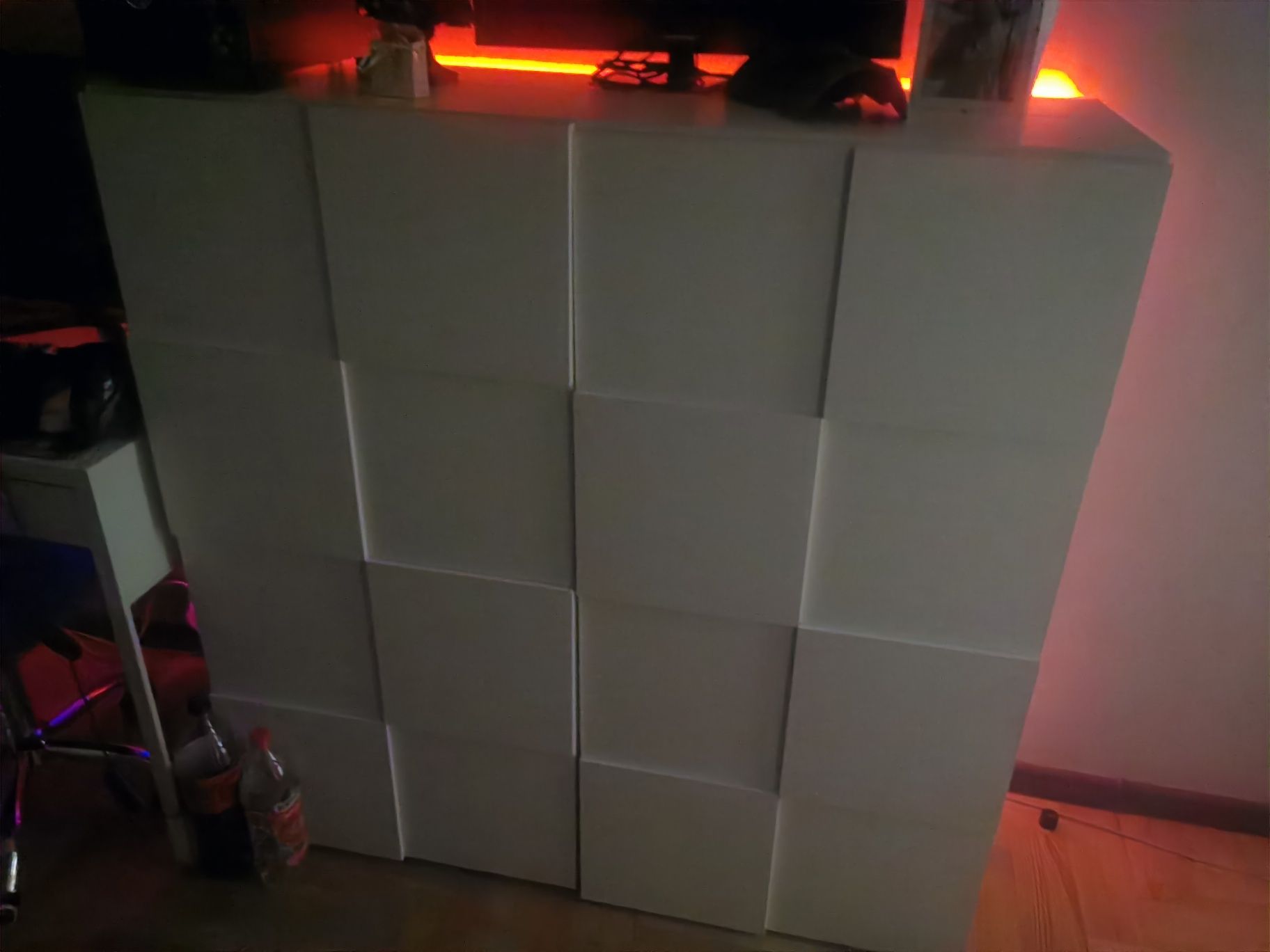 Komoda dwudrzwiowa biała z LED