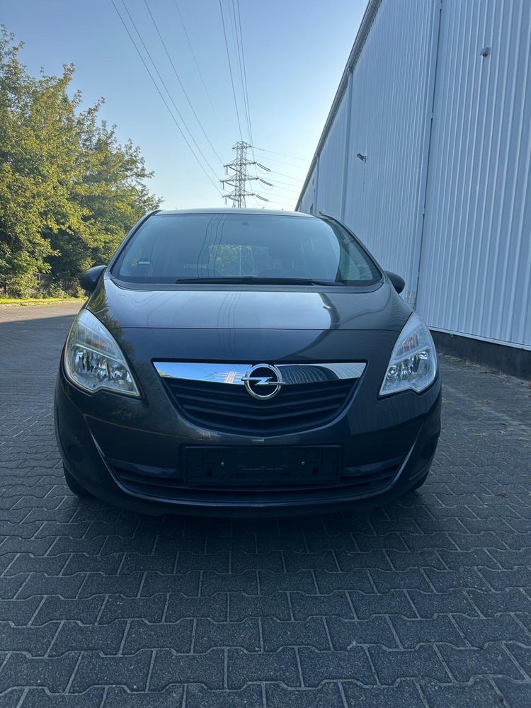 Opel Meriva w bardzo dobrym stanie wizualnym i technicznym