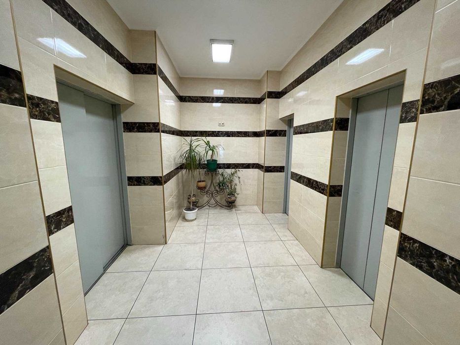 WOW СУПЕРЦІНА !!! Видова 4к 125 м2 на пр-т Бажана Миколи ! Лаундж-зона