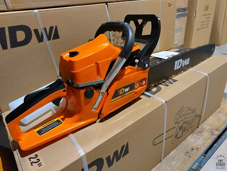 Spalinowa piła łańcuchowa DW5800