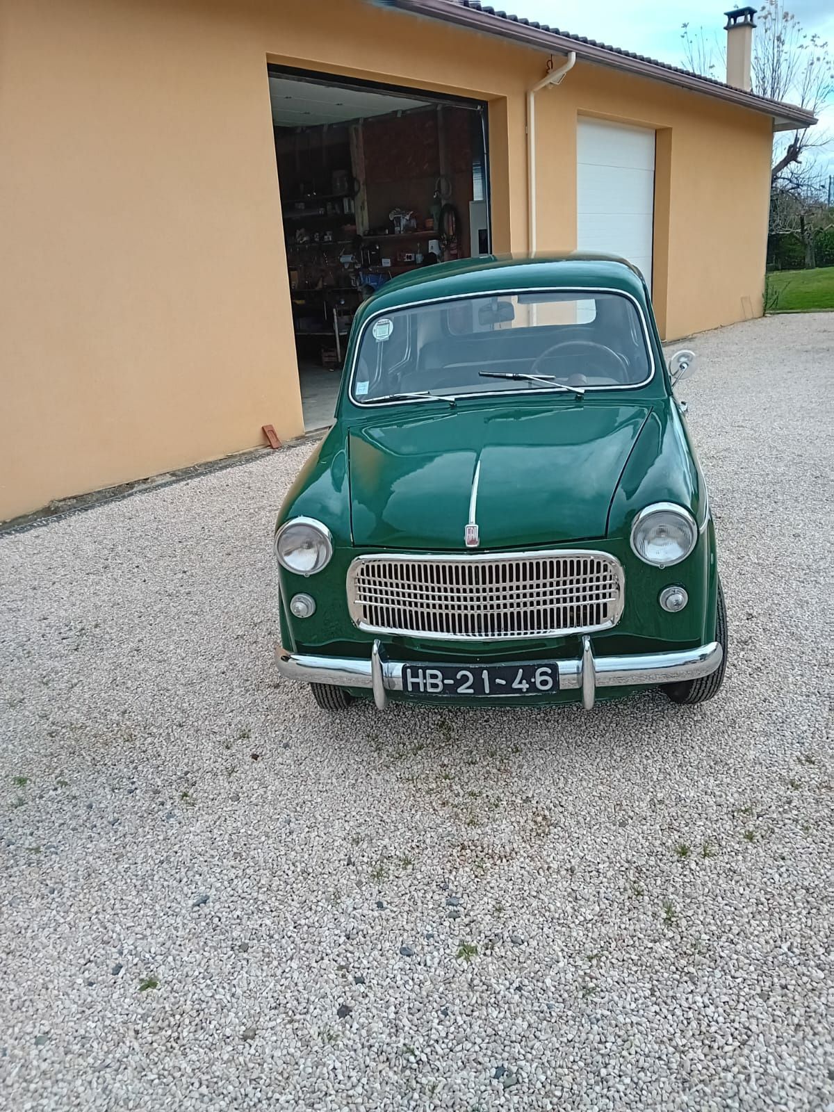 Fiat, restaurado em bom estado
