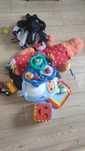 Oddam zabawki i puzzle