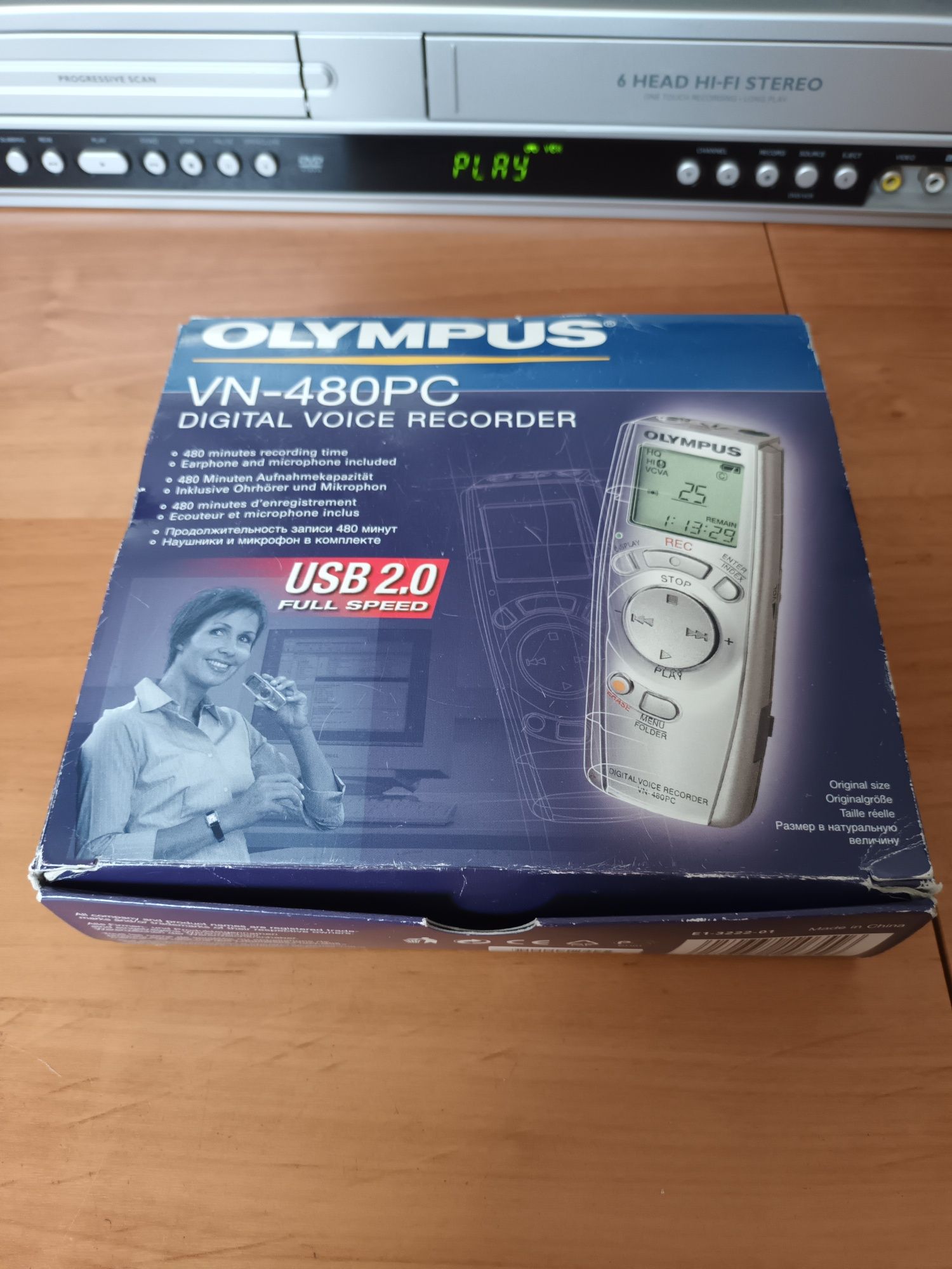 Dyktafon Olympus VN-480PC pudełko, instrukcje
