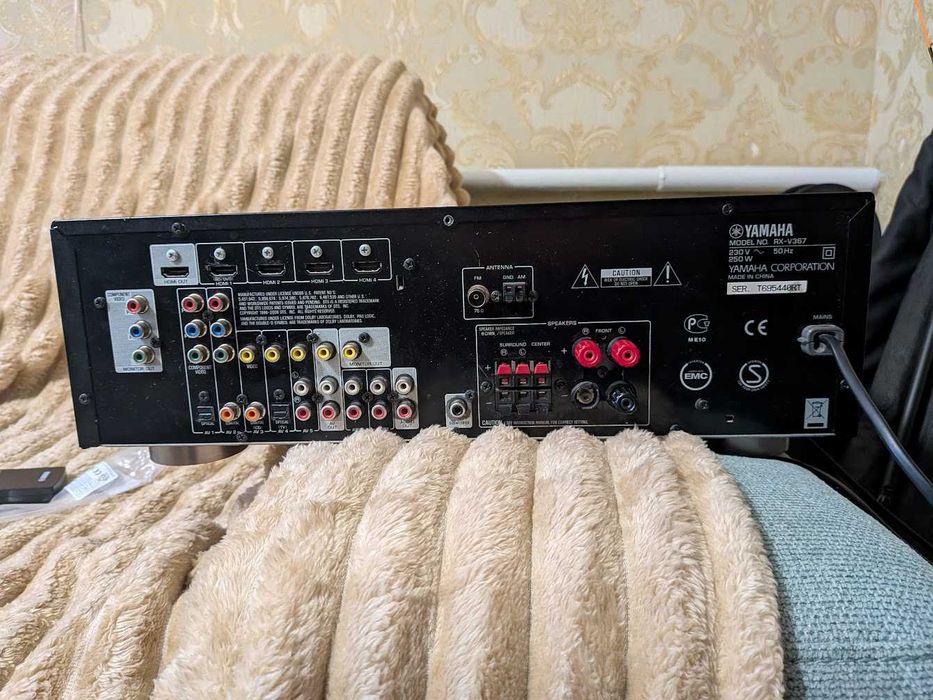 AV ресивер 5.1 Yamaha RX-V367 з HDMI та пультом