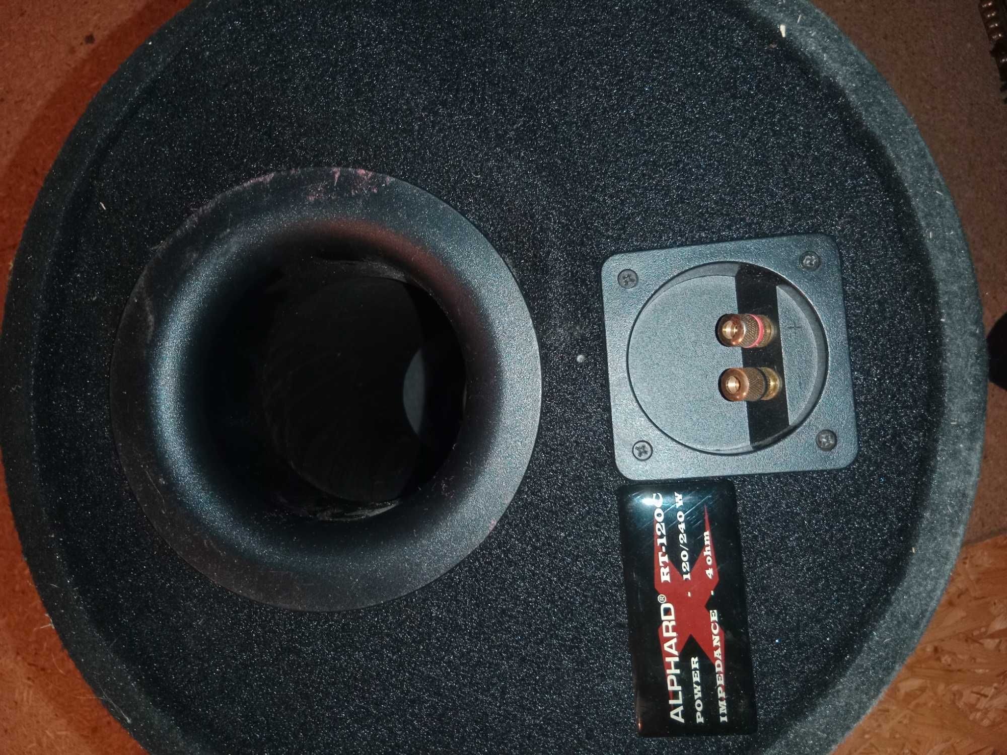 Wzmacniacz tuba basowa