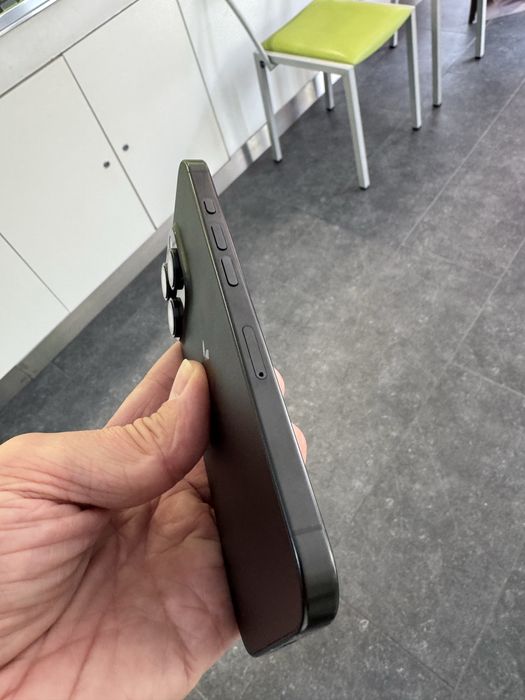 iPhone 16 Pro 128GB - Garantia