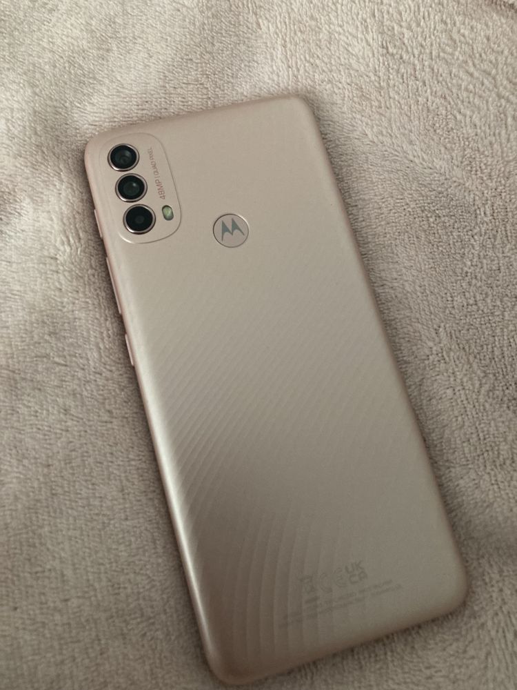 Motorola e40 polecam