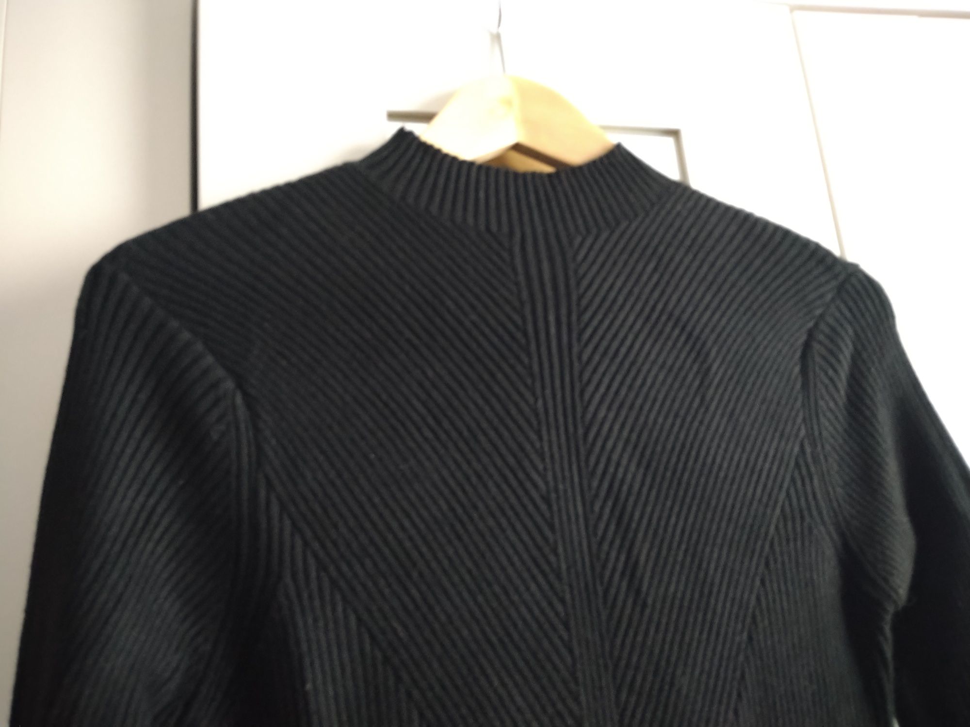 Sukienka swetrowa sweterkowa sweter prążek czarna święta 38 40