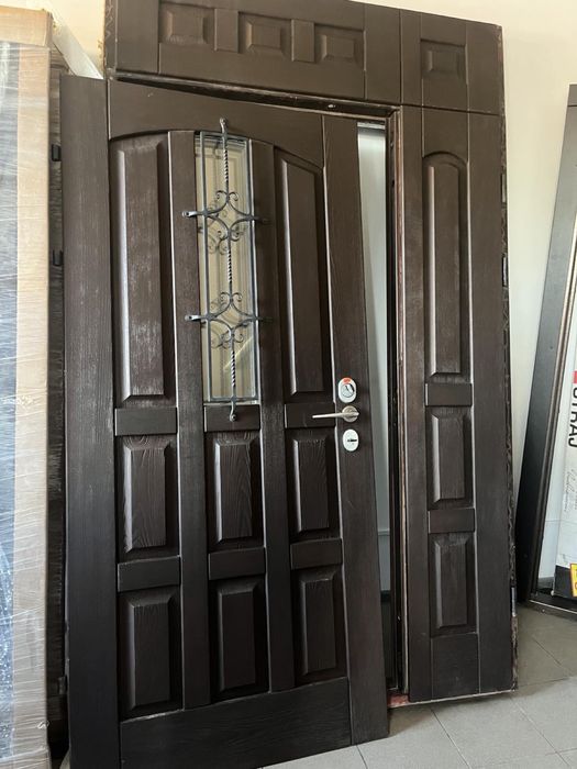Двері вхідні броньовані РОЗПРОДАЖ